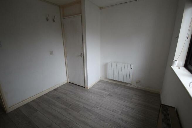 Bedroom - 1a.JPG