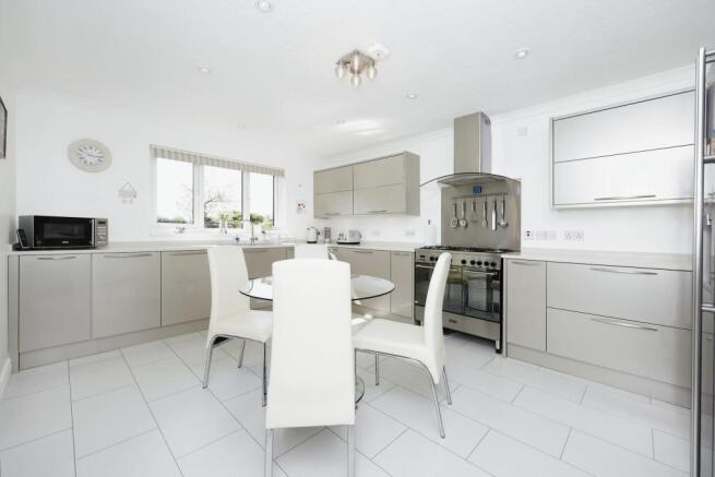Kitchen/Breakfast