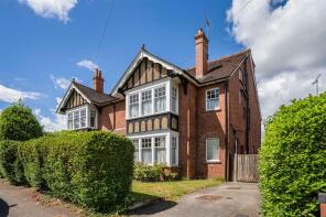 17, Ox Lane, Harpenden AL5 4HF