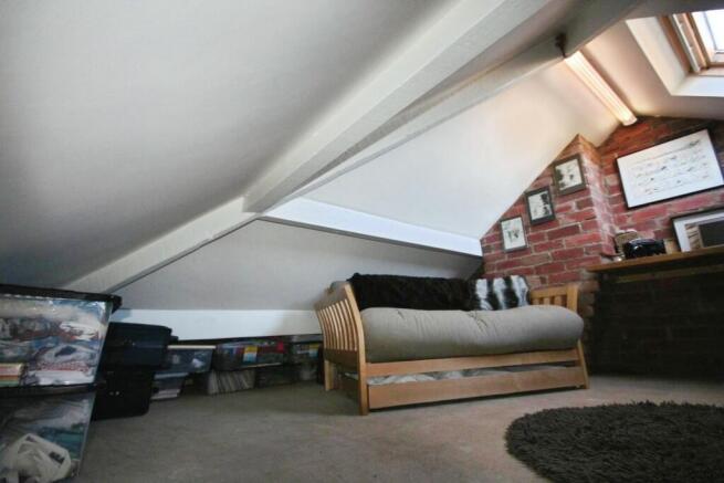 2 bed House to rent Image 11