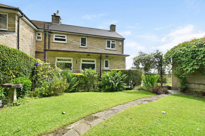3 bed Semi-Detached for sale Image 5