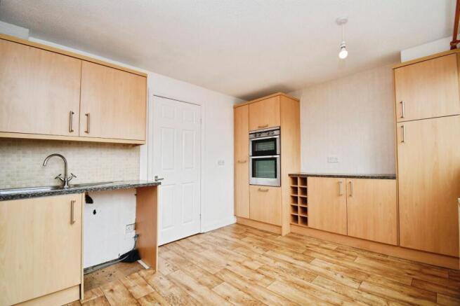 2 bed Terraced for sale Image 7