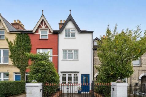 London Road, High Wycombe, Buckinghamshire, HP11