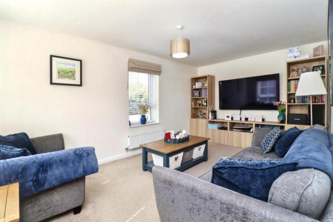 3 bed Semi-Detached for sale Image 4