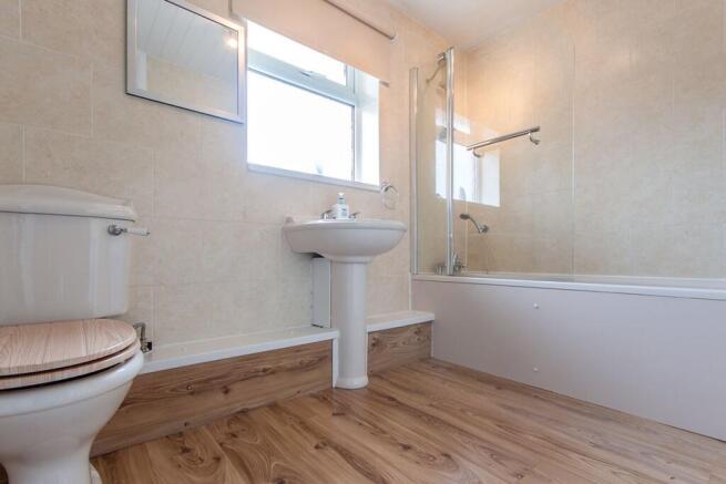 3 bed Terraced for sale Image 6