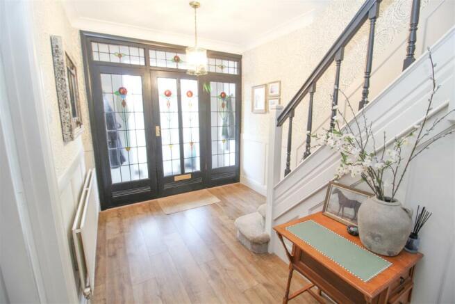entrance hall a.jpg