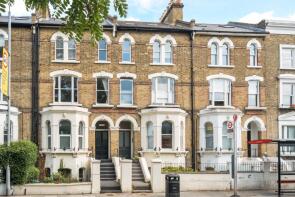 Flat First Floor B, 168, Trinity Road, Wandsworth, London SW17 7HT