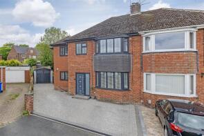 8, Ling Road, Chesterfield S40 3HS