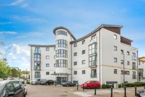 8, 23 Holly Court, Pasteur Drive, Old Town, Swindon SN1 4GH