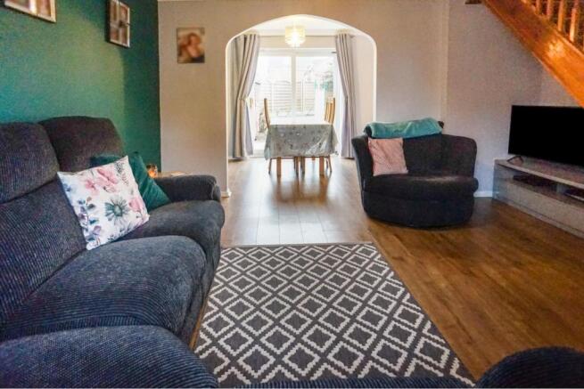 Lounge/Dining Room