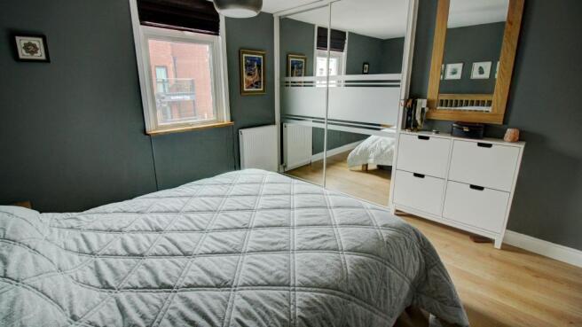 Master Bedroom (alt angle)