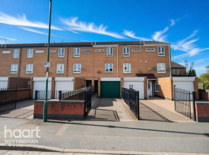 Soudan Drive, The Meadows
