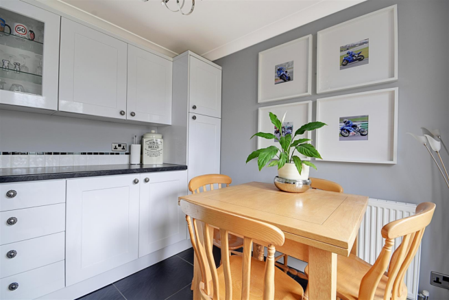 Kitchen / breakfast room