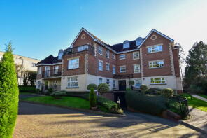 6, 40 Latimer Place, Eastbury Avenue, Northwood HA6 3FD