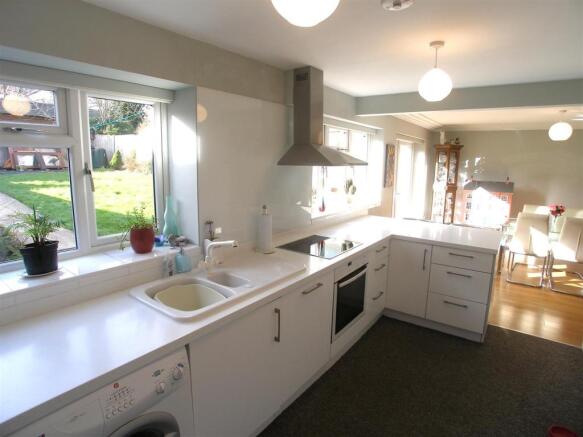 Fitted Kitchen