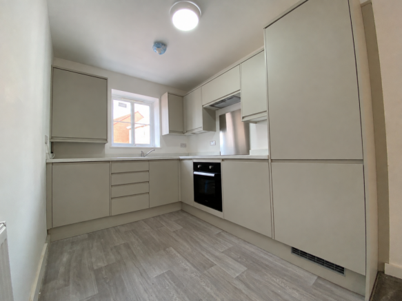 2 bed Semi-Detached to rent in balby