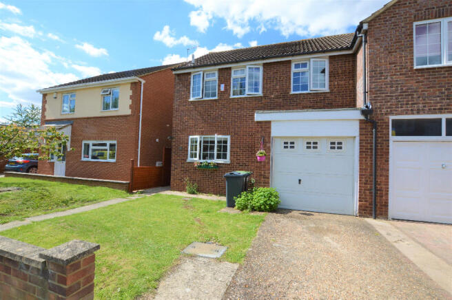 Garage & Driveway