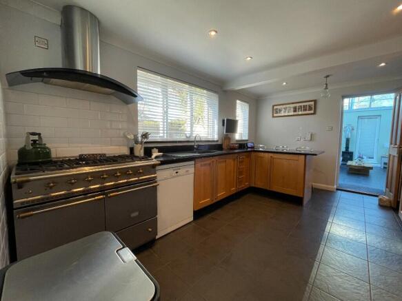 Kitchen/Breakfast Rm