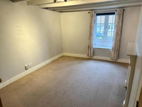 3 bed House for sale Image 9