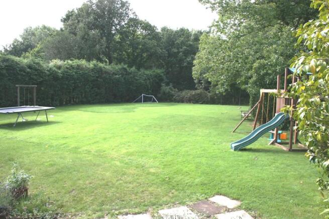 Photo 10