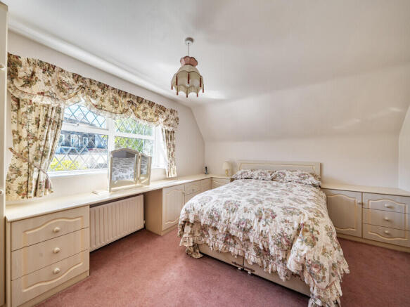3 bed Detached for sale Image 6