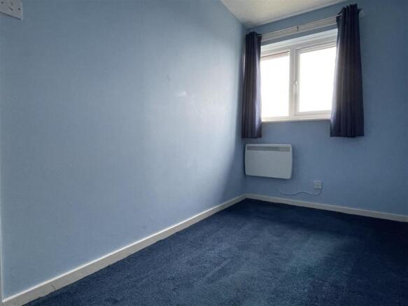 Bedroom 2: