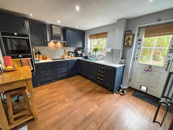 tlc_71f6e519-4f88-4ea1-930e-c3b245ed075d_40de585.j