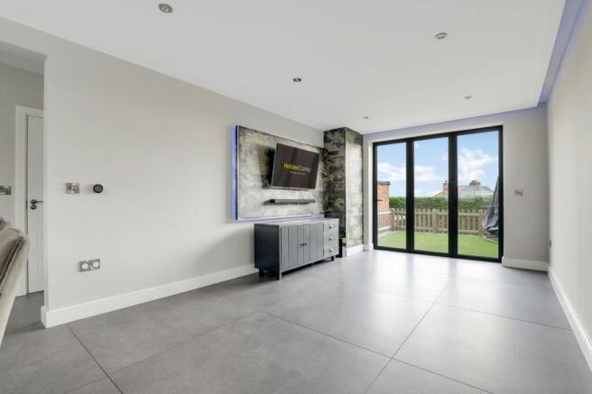Living/Dining Room