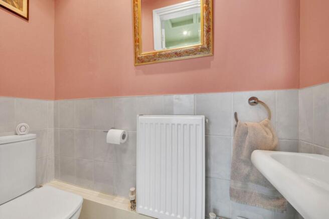 2 bed Terraced for sale Image 11