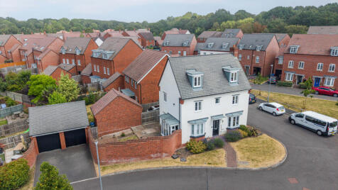Pashmina Avenue, Stoke-on-Trent, ST12