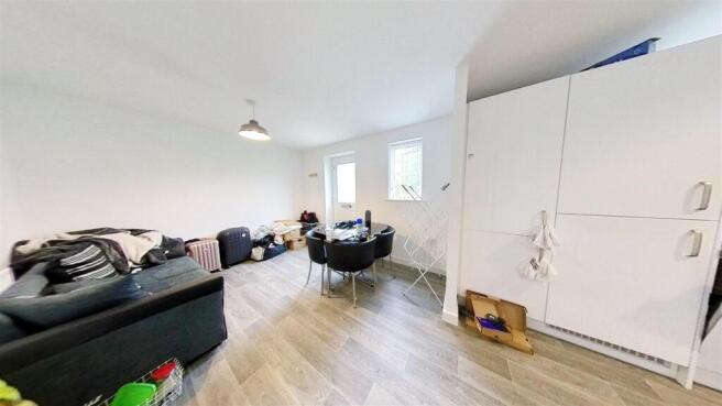 2-Bowthorpe-Court-09