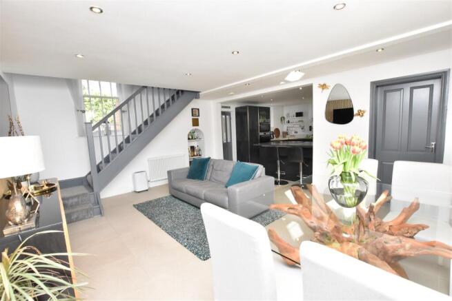 LIVING DINING KITCHEN