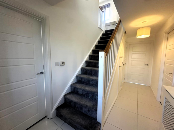 5 bed Detached for sale Image 5