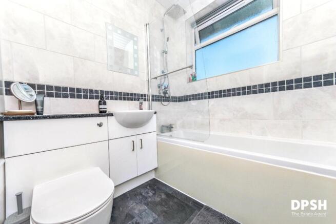 3 bed Semi-Detached for sale Image 8