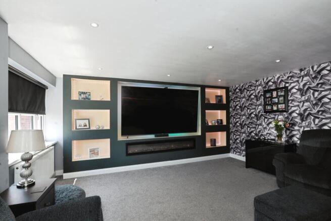 Hobby Close, Stoke-on-Trent, ST3 photo 4