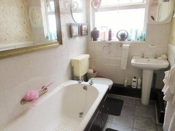 Ground Floor Bathroom