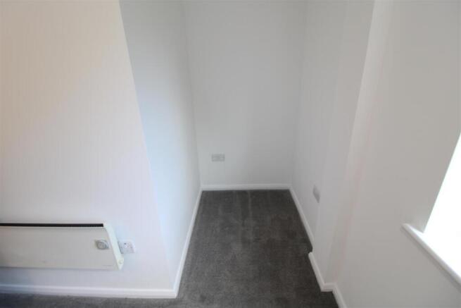 3 bed House to rent Image 11