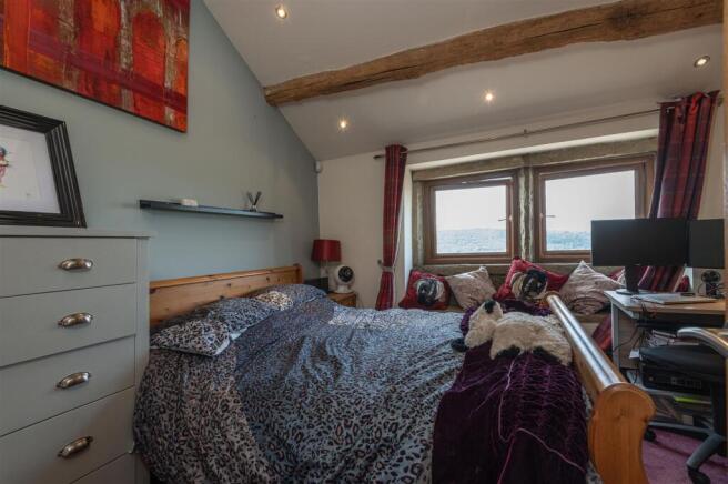 2 bed Semi-Detached for sale Image 11