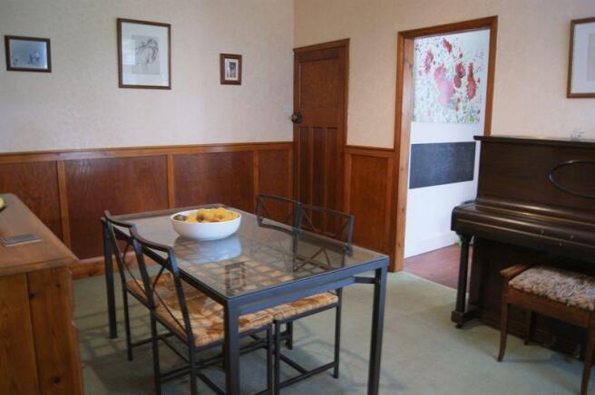 Dining room pic 2