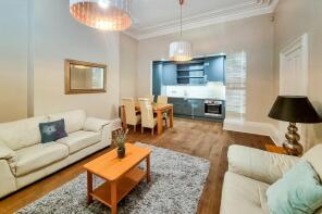 Flat C, 113, Tottenham Road, Hackney, London N1 4EA