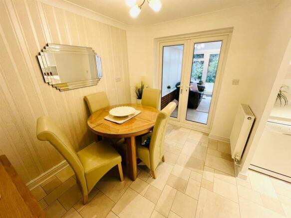 Kitchen Diner