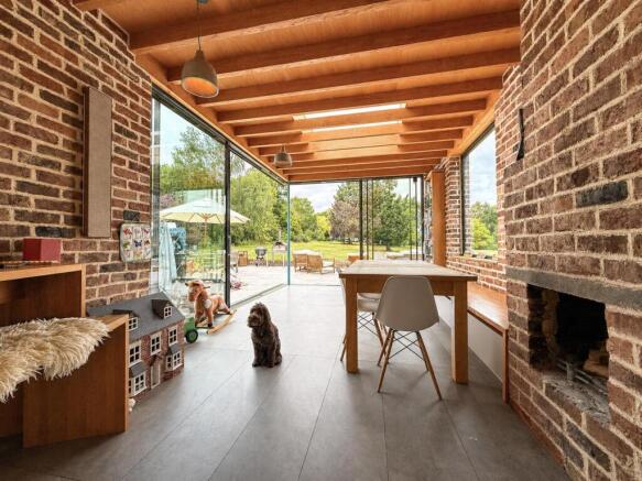 Breakfast room.jpg