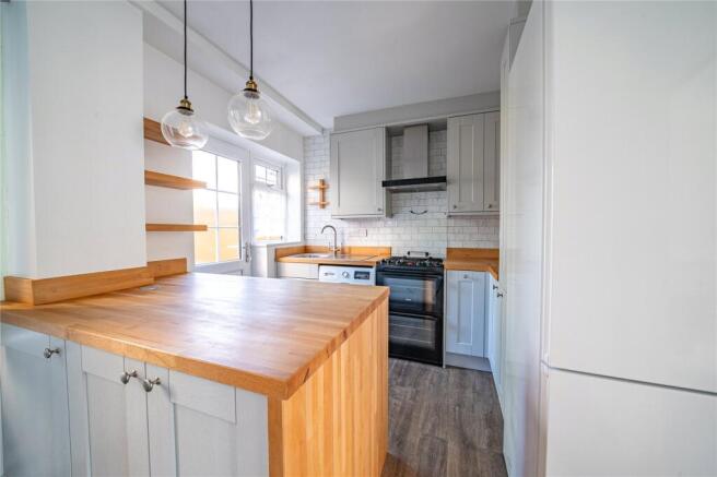 3 bed Terraced for sale Image 4