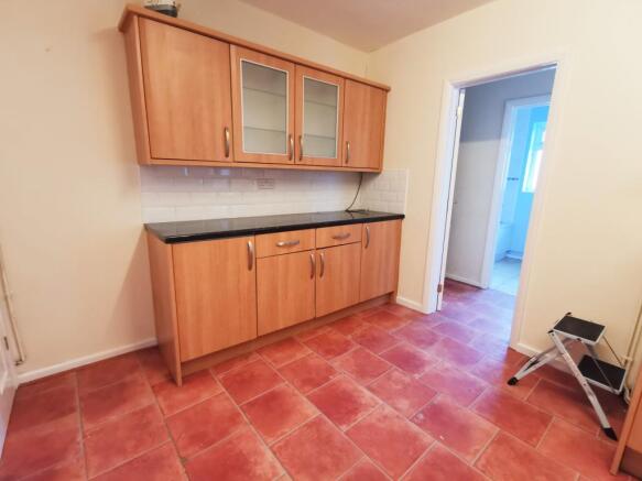 Kitchen 2 (2)
