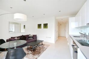 Apartment 305, 10 Binnacle House, Cobblestone Square, London E1W 3AR