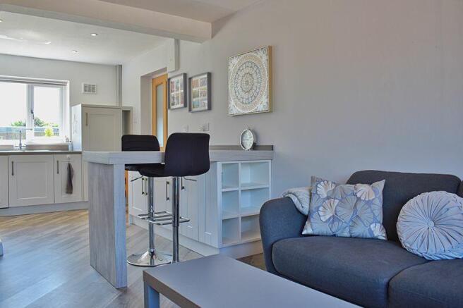 Sitting/Dining Room