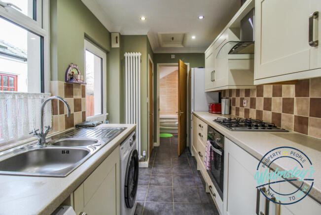 Well equipped kitchen