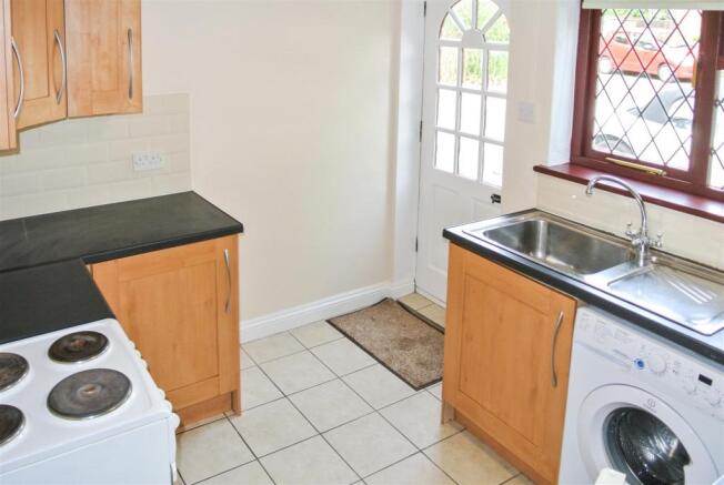 Kitchen.JPG