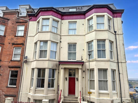 2 bed Flat for sale Image 12