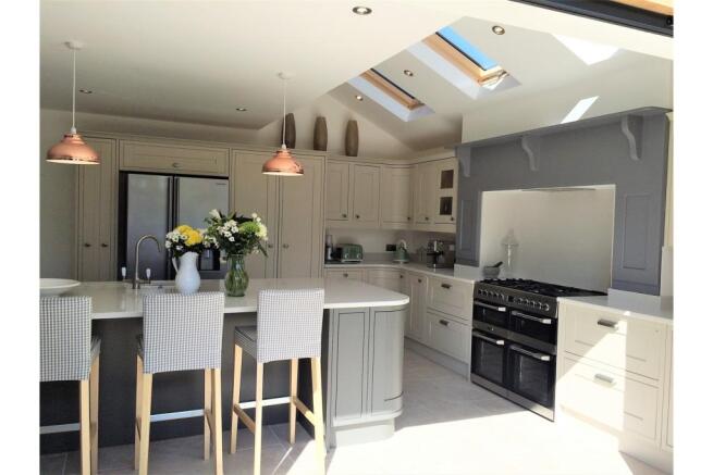 Kitchen / Breakfast